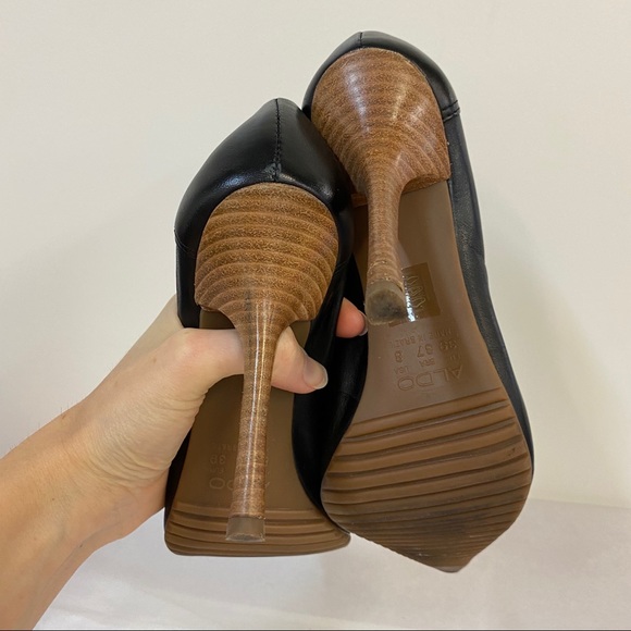 Aldo Supple Black Pointy Toe Stacked Heels - Picture 8 of 10